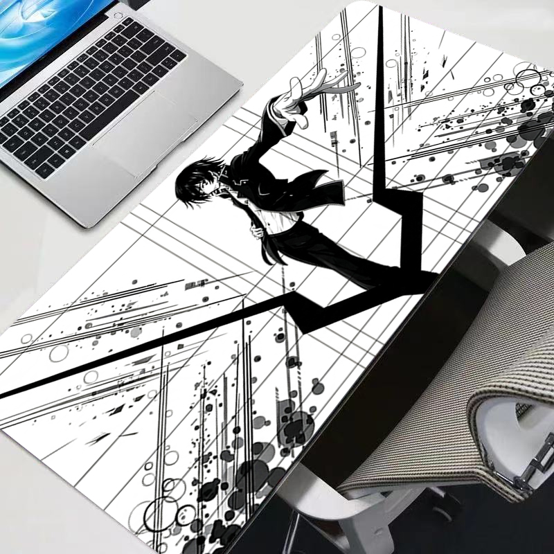لوحة ماوس بيضاء للألعاب بتصميم - مراجعة Gaming Laptop Essential Accessories وسعره